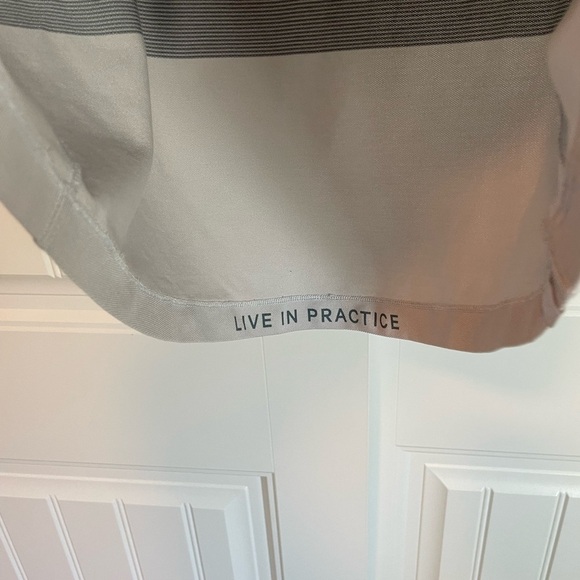 Lululemon Tech Pique Polo Statement Stripe Vapor Asphalt Grey size XL - Picture 5 of 10